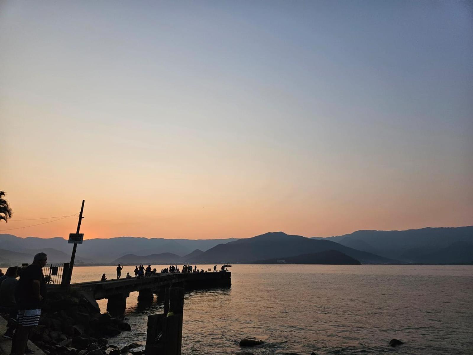 Apartamento A 5Min A Pe Da Praia Ubatuba Εξωτερικό φωτογραφία